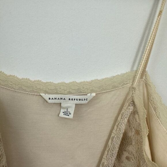Banana Women's Republic Laced Floral Mesh Spaghetti Cream Cami Top Size L - Picture 3 of 6